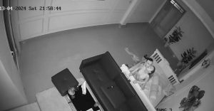 Anh bác sĩ phụ khoa ngoại tình cùng em bệnh nhân