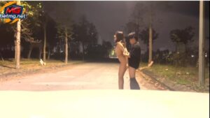 Được hôm ra công viên puclic