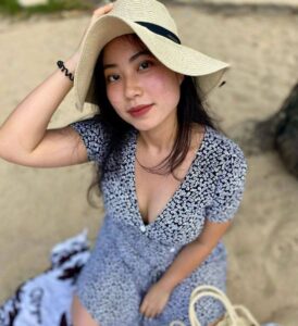 Em Nhi du học sinh xinh múp dâm đam mê cu bự