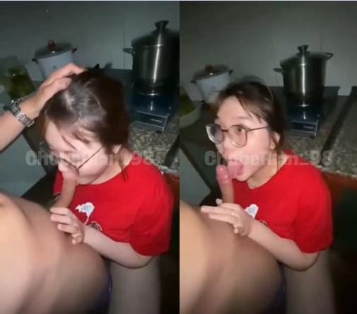 Dem hom no mo voi con vo moi cuoi duoi bep